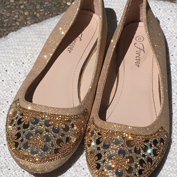 Forever 21 Shoes - Golden Sparkly Flats✨